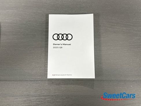 Used 2025 Audi Q8 Prestige image 55