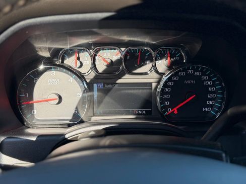 Used 2018 Chevrolet Silverado 1500 High Country image 14