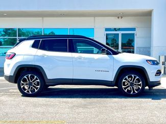 Used 2024 Jeep Compass Limited video 3