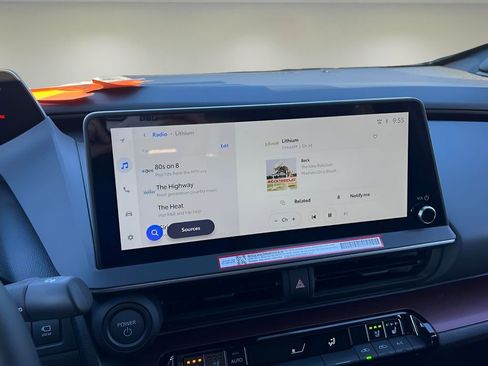 New 2026 Toyota Prius Plug-In Hybrid FWD image 21