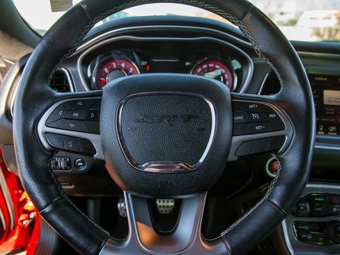 Used 2016 Dodge Challenger SRT Hellcat image 16