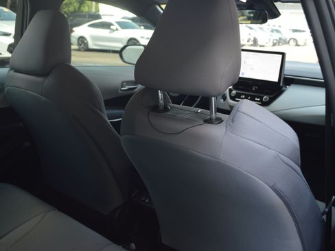 Used 2025 Toyota Corolla FX w/ Convenience Package FWD image 32