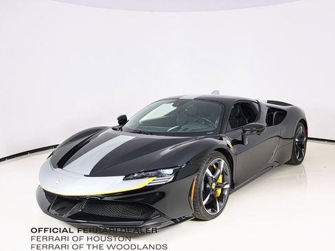 Used 2022 Ferrari SF90 Stradale image 7