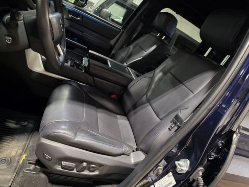 Used 2023 Toyota Tundra Platinum AWD/4WD image 6