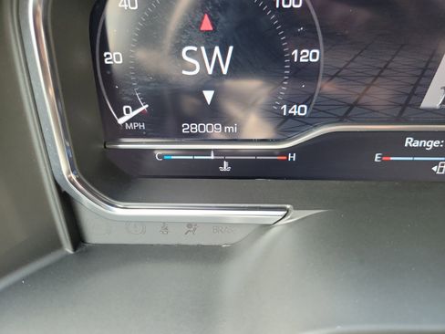 Used 2024 GMC Sierra 1500 Denali w/ Technology Package image 28