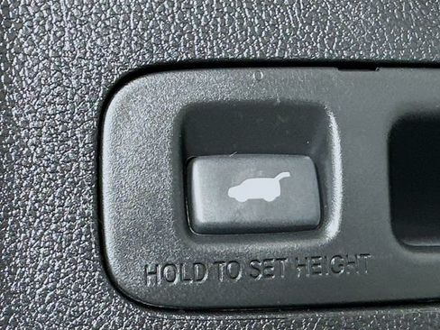 Used 2019 Honda CR-V Touring image 13