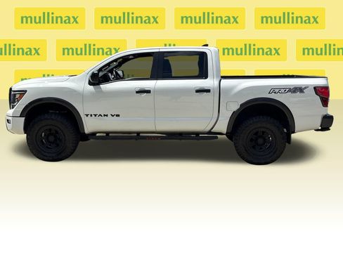 Used 2024 Nissan Titan PRO-4X w/ Off Road Protection Package AWD/4WD image 10