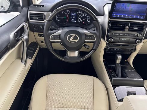 Used 2023 Lexus GX 460 Premium AWD/4WD image 30