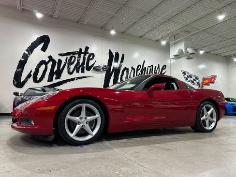 Used 2012 Chevrolet Corvette Coupe RWD image 15