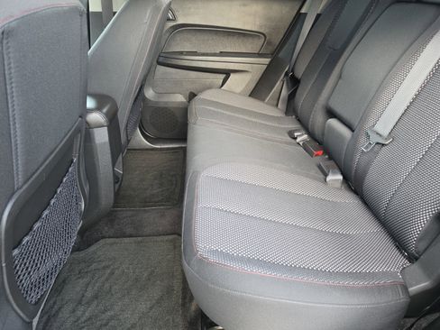 Used 2016 Chevrolet Equinox LT image 10