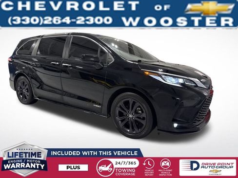 Used 2021 Toyota Sienna XSE image 8