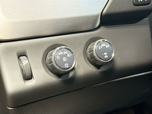 Used 2020 GMC Yukon XL SLT image 10