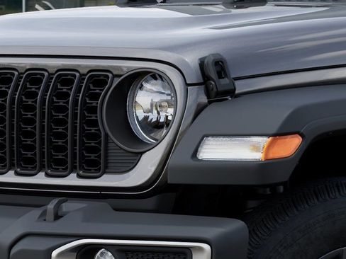 New 2026 Jeep Gladiator Sport AWD/4WD image 11