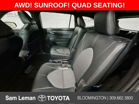 Used 2022 Toyota Highlander XSE image 24