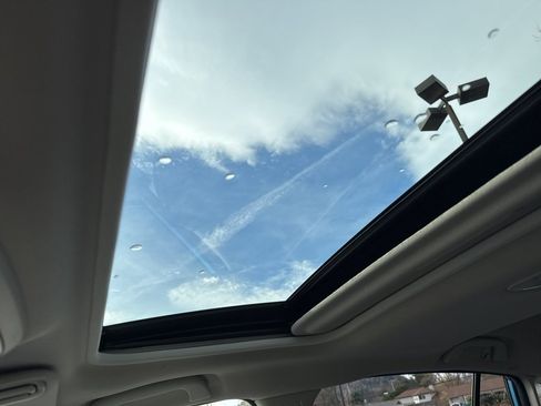 Certified 2020 Subaru Crosstrek Hybrid w/ Moonroof Package w/Navigation image 42