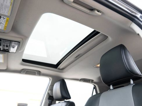 Used 2019 Toyota 4Runner 4WD image 5