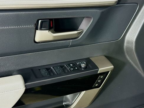 Used 2024 Toyota Tundra Limited w/ TRD Off-Road Package image 20