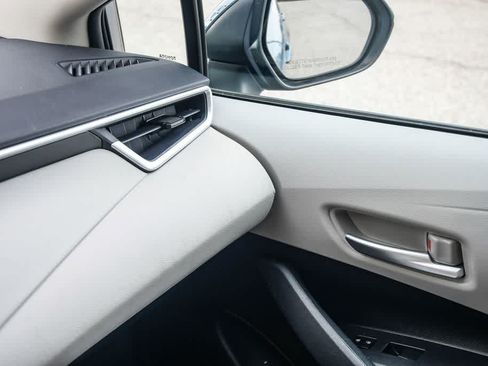 Used 2020 Toyota Corolla L w/ Carpet Mat Package (TMS) FWD image 21