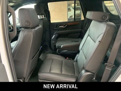 Certified 2025 GMC Yukon Denali image 7
