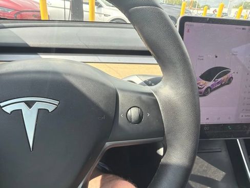 Used 2020 Tesla Model 3 RWD image 8