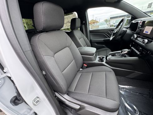 New 2026 GMC Canyon Elevation w/ Convenience Package image 19