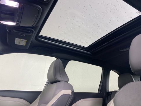 Certified 2025 Subaru Forester Limited image 26