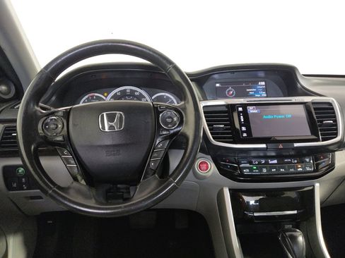 Used 2017 Honda Accord EX-L image 22