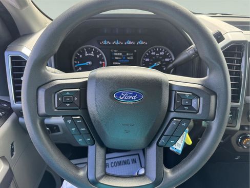Used 2022 Ford F250 XLT w/ XLT Premium Package AWD/4WD image 18
