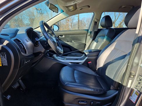 Used 2016 Kia Sportage EX image 13