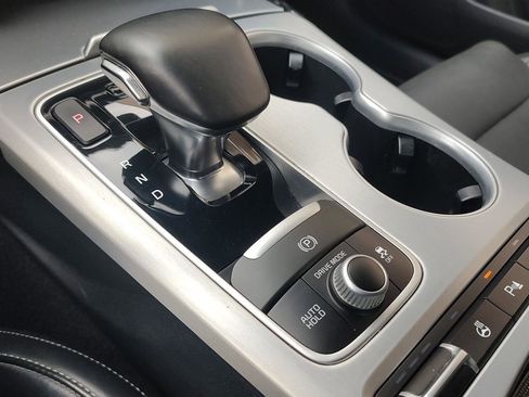 Used 2018 Kia Stinger GT2 image 18