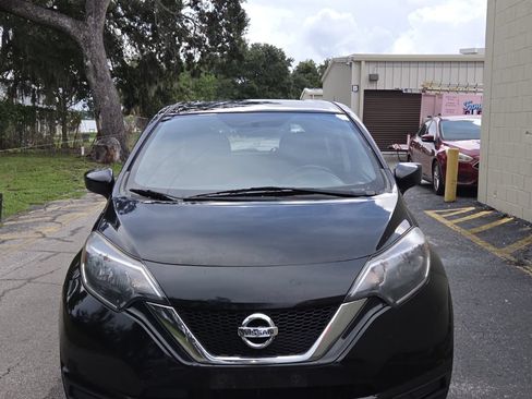 Used 2017 Nissan Versa Note SV FWD image 3