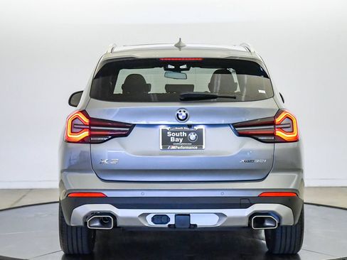 Used 2024 BMW X3 xDrive30i w/ Premium Package AWD/4WD image 3