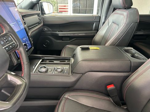 Certified 2023 Ford Expedition Limited AWD/4WD image 19