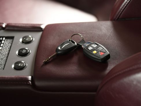 Used 2005 Aston Martin DB9 Coupe RWD image 25