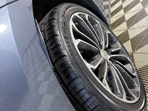 Used 2016 Toyota Corolla L image 34