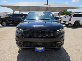 Used 2025 Jeep Wagoneer Series II w/ Premium Group I AWD/4WD video 3