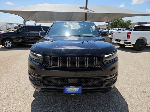 Used 2025 Jeep Wagoneer Series II w/ Premium Group I AWD/4WD image 3