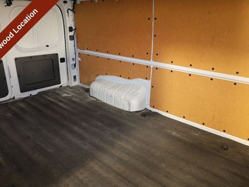 Used 2021 Nissan NV 1500 S image 27