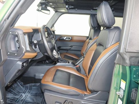Used 2024 Ford Bronco Outer Banks image 12