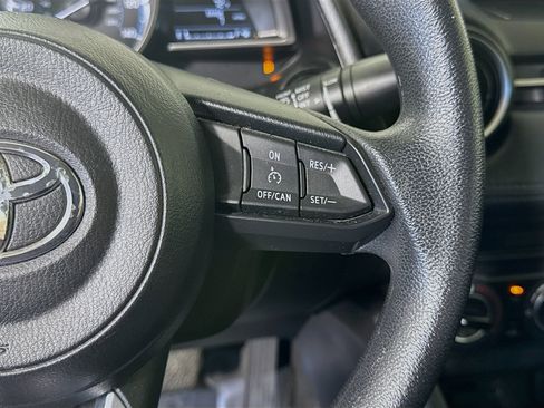 Used 2019 Toyota Yaris LE image 15