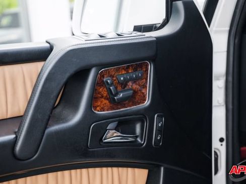 Used 2014 Mercedes-Benz G 63 AMG 4MATIC image 57