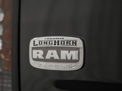 Used 2014 RAM 2500 Longhorn image 23