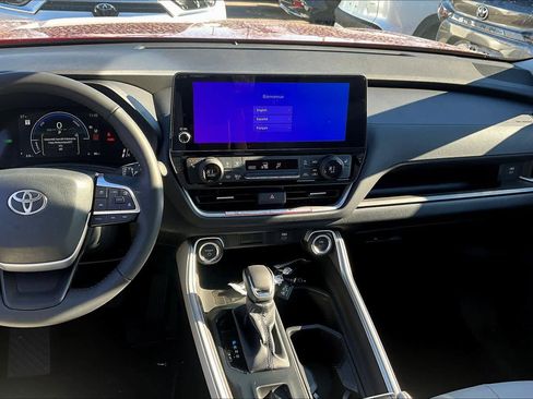 New 2026 Toyota Grand Highlander AWD Hybrid image 6