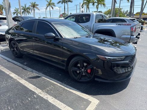 Used 2023 Honda Accord Sport image 6