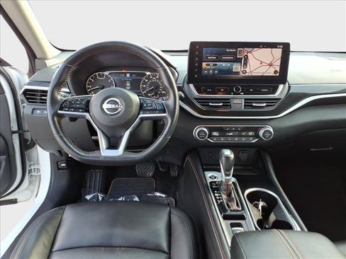 Used 2024 Nissan Altima 2.5 SR AWD/4WD image 33