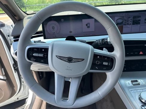 Certified 2026 Genesis GV70 2.5T Advanced AWD/4WD image 14
