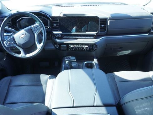 Used 2023 Chevrolet Silverado 1500 LTZ AWD/4WD image 8