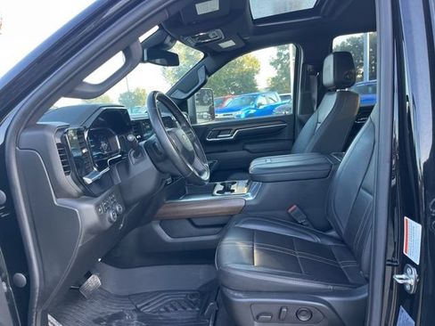 Used 2024 Chevrolet Silverado 2500 High Country w/ Z71 Off-Road Package AWD/4WD image 19