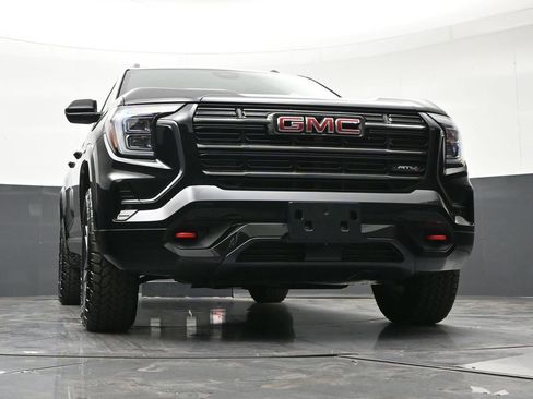 Used 2026 GMC Terrain AT4 AWD/4WD image 31