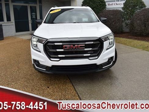 Used 2023 GMC Terrain AT4 w/ Tech Package image 4